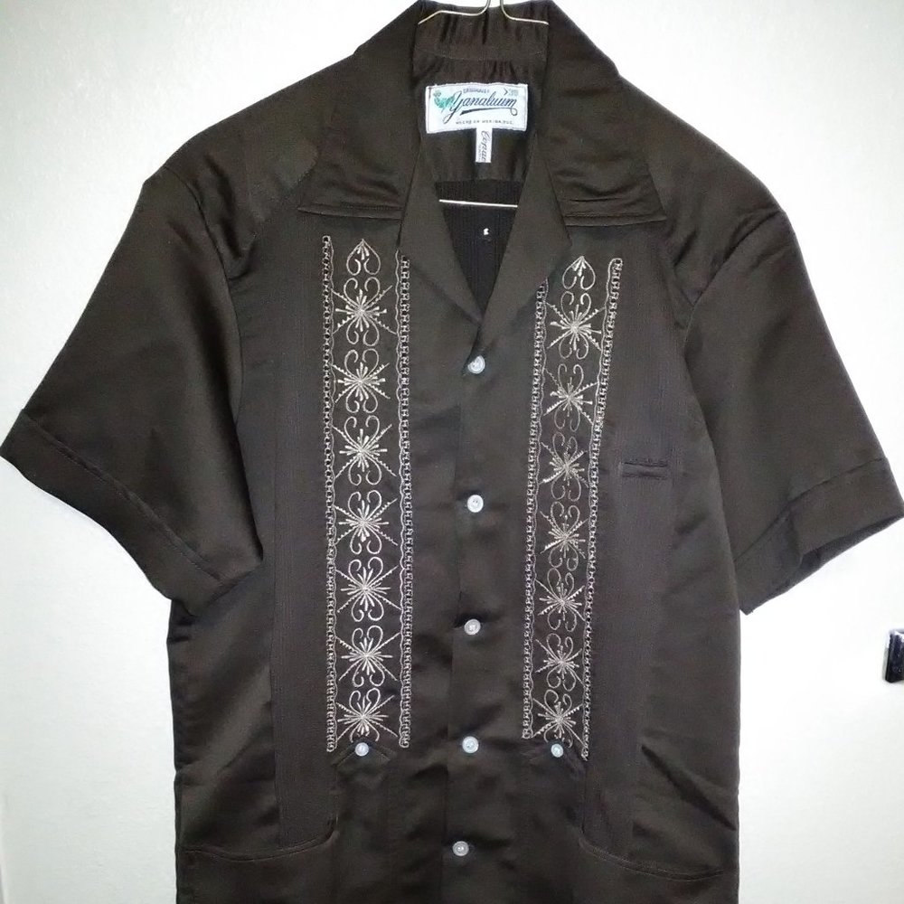 MEN’S VINTAGE GUAYABERA WEDDING SHIRT SZ 38 BROWN